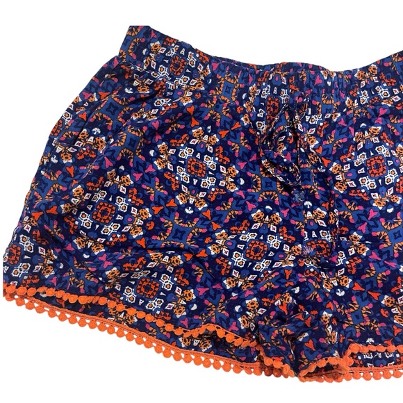 ❄️ 5/$25 BeBop Women's Multicolor‎ Rayon Shorts Medium - Picture 3 of 5